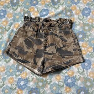 POL High-waisted ripped camo paperbag shorts in brown and khaki Women's Small